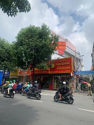 góc 2 mặt tiền võ thị sáu quận 1 mặt tiền 10m, hẻm hông 6m, công viên lê văn tám - 55 tỷ tl