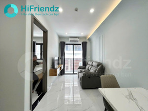 siêu phẩm căn hộ 1pn ban công - cam kết như ảnh mới 100% - full tiện nghi - gần cầu ông lãnh q1