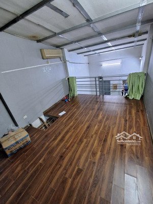 chính chủ cho thuê nhà khu phân lô học viện chính trị ngõ 8 ngô quyền,35m * 1,5 tầng,giá 5,5 triệu