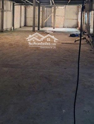 cho thuê kho xưởng nhà bè, dt 600m2 có điện 3 pha đường xe cont