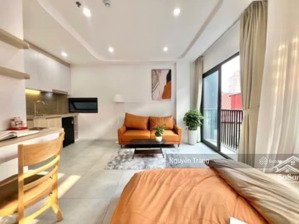 ccmn, chdv nguyễn khánh toàn, quan hoa, 8 tầng thang máy ô tô đỗ cửa dòng tiền 70tr/tháng