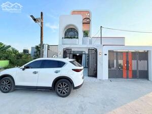 EM CHUYỂN CÔNG TÁC NƯỚC NGOÀI CẦN NHƯỢNG LỖ CĂN NHÀ GIÁP PHƯỜNG TÂN PHONG