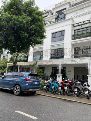 bán biệt thự liền kề vinhomes hàm nghi, vip nam tư liêm, kinh doanh đỉnh, hàng kín, giá tốt