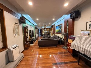 phân lô vip! trần quang diệu, ô tô tránh, gara ô tô, 2 thoáng,kd đỉnh,ô bàn cờ,vài bước ra hồ, 62m2