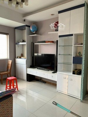 chính chủ cần bán căn hộ 77m2, căn góc, view sông và view q1, full nội thất