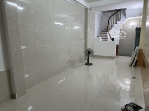 cho thuê nhà riêng lê văn lương