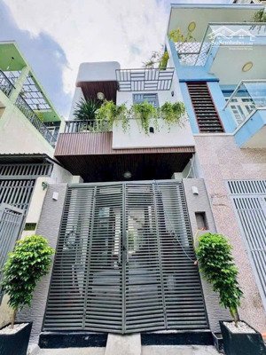 chính chủ bán nhà 1 trệt 1 lầu đ. cống quỳnh, quận 1. dt: 47m2. pháp lý đầy đủ