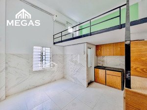 còn vài phòng gác cao 2m đầy đủ nội thất nằm ngay chợ thủ đức - cao đẳng công nghệ thủ đức