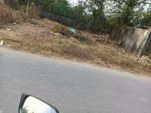 chủ ngộp cần ra nhanh lô đất thổ cư 100%xã tân thông hội mặt đường thông thoáng(dt8x11m)giá 1ty390