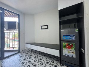 cho thuê căn hộ 2n1k đội cấn - ba đình - chỉ hơn 7 triệu - mới tinh - full đồ - ban công - ngõ rộng