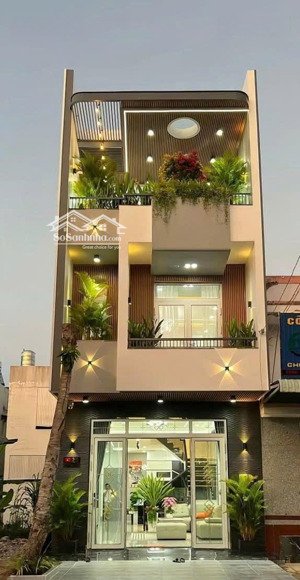 nhà 4x30m xây 1 trệt 2 lầu 3 phòng ngủ 4wc,sổ hồng riêng,đường xe hơi