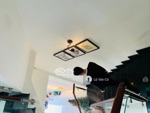 chủ nhà đi nước ngoài cho thuê nhà phố full nội thất 30 triệu/tháng, liên hệ 