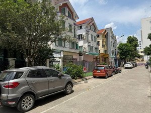 bán biệt thự kđt trung văn 150m2 - 5 tầng - mặt tiền 6.5m - vỉa hè rộng - 32 tỷ