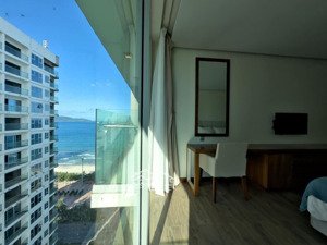 rẻ hơn thị trường 400tr, bán nhanh căn hộ view biển à la carte, 2pn, đầu tư là lời ngay ạ