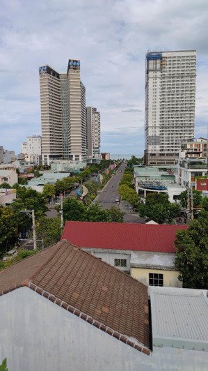 bán nhà đường 4 m tô hiến thành quy nhơn gần nguyễn thị định