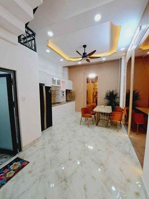 thiết kế hiện đại - full nội thất cao cấp - gần aeon tên lửa - nhỉnh 6 tỷ