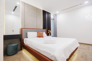 bán căn hộ 3 phòng ngủ sáng, đủ nội tất đẹp vào ở ngay , giá cực chất 11 tỷ cho 112 m tại park hill