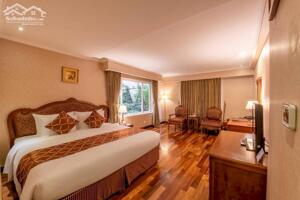 BÁN GẤP NHÀ MẶT PHỐ HUẾ.XÂY SẴN 11 TẦNG.DT:190m2,MT:11M.CÓ HẦM,VỊ TRÍ ĐẸP.GIÁ CHÀO 116 TỶ.