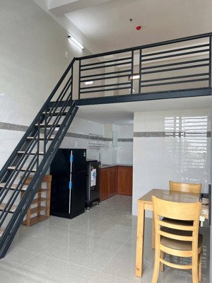 2 phòng ngủ ngay lê văn việt gần ngã tư thủ đức
