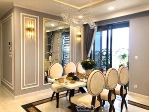 bán nhiều chcc lucky palace q6 vị trí sát q5,11,10. dt 78m2=2pn=4tỷ2 sổ hồng lh: hương