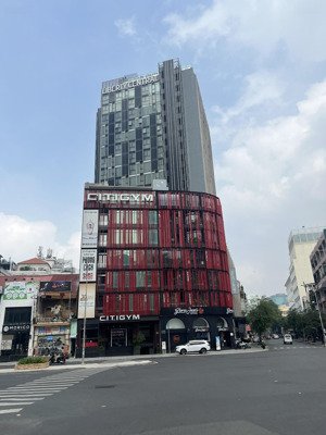 tòa chdv 36 phòng, góc 2 mặt tiền đường khu trung sơn. vị trí gần him lam, quận 7.