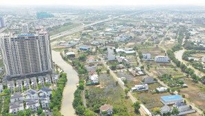 cần bán gấp lô đất dự án bách khoa trục chính 711 lô a2(14x31) hướng đn giá 68tr/m2