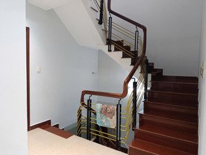 bán gấp trong tháng - giá tốt căn góc 2 mặt tiền phan văn trị, gần vincom, vừa ở vừa kinh doanh