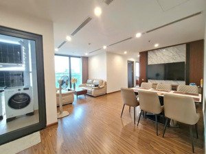 chủ nhà gửi cho thuê căn hộ vinhomes westpoint w2 tầng thấp 132m2 4full 56tr sau 15/7 vào được