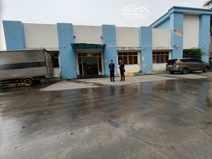 ct kho xưởng phố xốm, ba la, hà đông (đối diện đh đại nam), dt 450m2, mt 24m, xe công vào, xuất vat