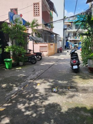 bán nhà 348/4 hoàng văn thụ, tân bình, 13 phòng chdv, 4.2x18m, sổ riêng, giá 15.3 tỷ tl