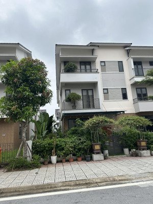 bán shophouse centa riverside vsip từ sơn giá gốc chủ đầu tư, hỗ trợ vay 70%