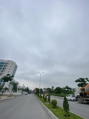 1 lô siêu phẩm mặt đường 30m lô 27 lê hồng phong giá đầu tư