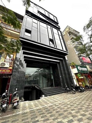 cho thuê 100-102 nhà mặt phố hoàng ngân, cầu giấy, 330 triệu chính chủ cho thuê dt:300m2 x10t 1 hầm