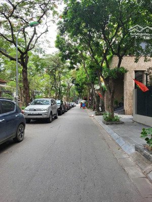 nguyễn bá khoản nhà mặt phố kđt trung yên 5 tầng đẹp ở hoặc kd dt100m2 mt5,8m 53 tỷ không lỗi pt