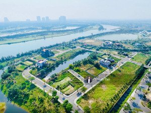 chính chủ cần bán 171,5m2 ngang 7m đối diện công viên trung tâm giá 2,85 tỷ