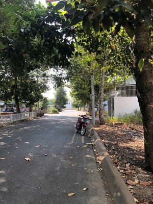 bán đất tại đường số 11, p.6, tân an, long an, diện tích 100m2 giá chỉ 3 tỷ 5