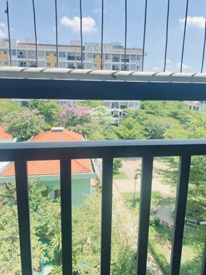cho thuê căn hộ chung cư man thiện, 2 phòng ngủ, full nội thất, gần tàu điệ