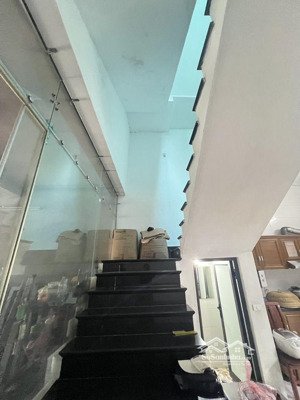 hàng hiếm kiêu kỵ - sẵn nhà dân xây - 62m2 - tặng thêm 10m2 - 6 phòng ngủ - ngõ thông.