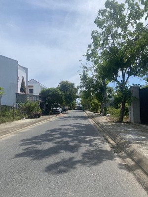 bán căn nhà 120m2 2 tầng 3pn đường bến trễ 7 khu biệt thự bà bình giá chỉ: 2tỷ750tr: 