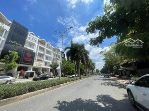 bán nhà 5 tầng mặt tiền đường hoàng trọng mậu himlam quận 7 vị trí đẹp,shr gb: 37 tỷ lh: 