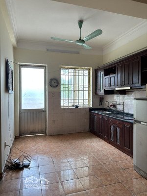 cho thuê chung cư 2 ngủ 2 wc toà c10 võ chí công - xuân la, diện tích 70m2, tầng 2. full tiện ích