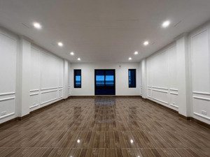 cho thuê căn liền kề a 10 nam chung yên diện tích 90 mét mặt tiền 7 mét x 5 tầng