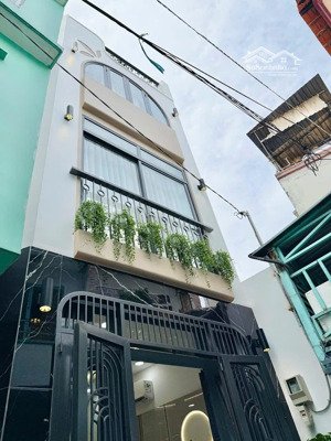 nhỉnh 4tỷ trung tâm gò vấp nhà xây mới 4 tầng đường phạm văn đồng nội thất xịn sò