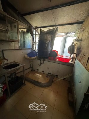 nguyễn lương bằng diện tích 15m2, nhà 2tầng mặt tiền 3.5m giá 1.2 tỷ đống đa hà nội