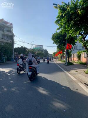 Nhà Trệt Lầu Mặt Tiền Đường Số 2 Trường Thọ Thủ Đức, 79m2 đang cho thuê 13 triệu/tháng