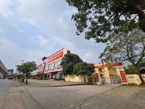 cho thuê mặt bằng tầng 1 mặt phố phạm hùng mặt tiền 13m giá chỉ 550.000đ/m/tháng