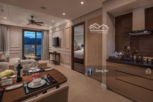 tôi chính chủ bán lỗ căn 1pn, 65m2 tầng cao, full nội thất siêu đẹp, sở hữu lâu dài mặt biển mỹ khê