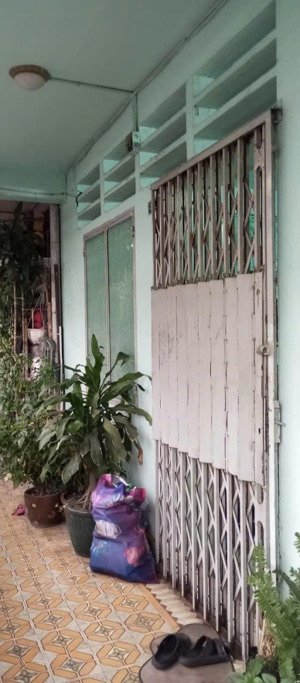 bán căn hộ lầu 2 chung cư trần quốc thảo, phường 9 quận 3, 2 phòng ngủ, giá 2,7 tỷ tl