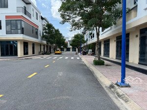 bán np tại bình chuẩn 32, 3,5 tỷ, 60m2, view đẹp, 3pn, 3wc, 3t