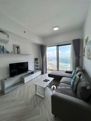 tầng 37 cho thuê căn hộ masteri thảo điền 2pn nội thất đẹp